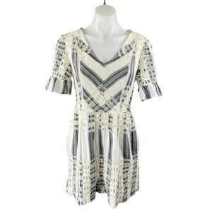 Anthropologie Ett:Twa White Gray Striped Eyelet Short Sleeve Jumpsuit Romper 6